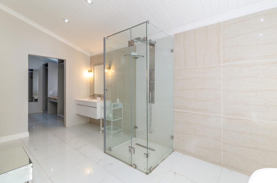 4 Bedroom Property for Sale in Stellenbosch Farms Western Cape